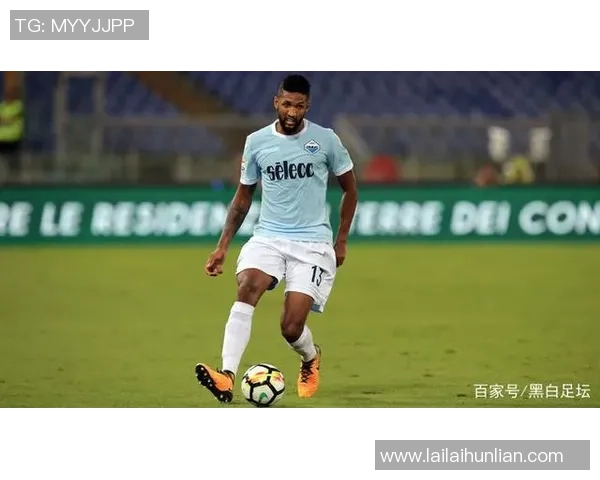 足球球星短裤背后的秘密：设计与舒适性的完美融合